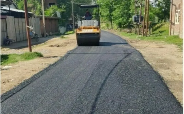 Inquiry Ordered Into Allegations Of Poor Blacktopping On Poonch Roads